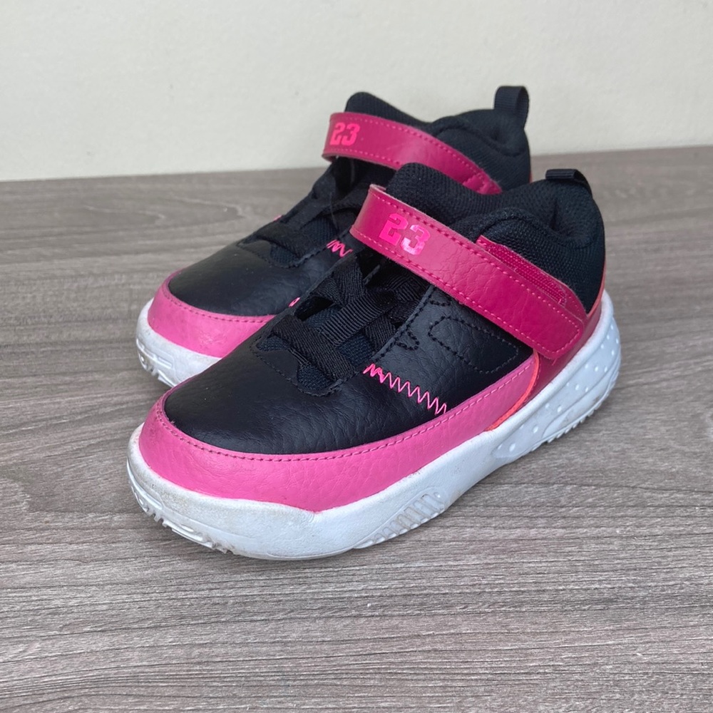 Jordan’s 9c Pink/Black